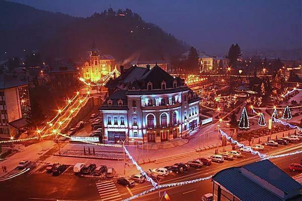 Apartament Confort Piatra Neamţ Esterno foto
